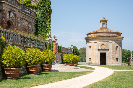 Toskana - Castello di Celsa - Die Rundkapelle